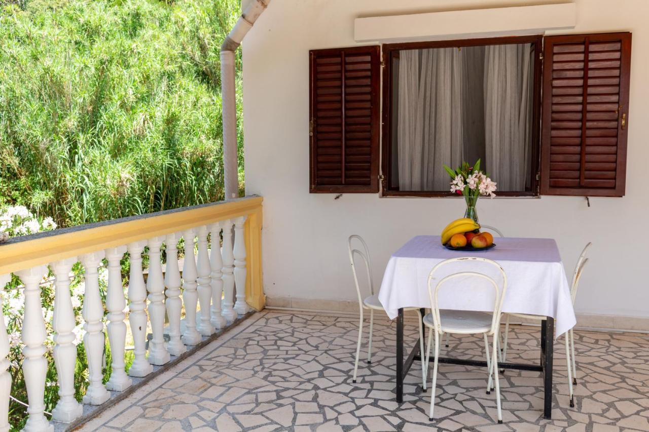 Vuko I Magdalena Midzor Apartment Petrovac Exterior photo