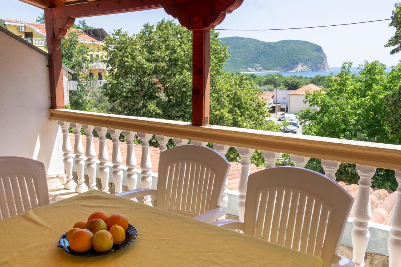 Vuko I Magdalena Midzor Apartment Petrovac Exterior photo