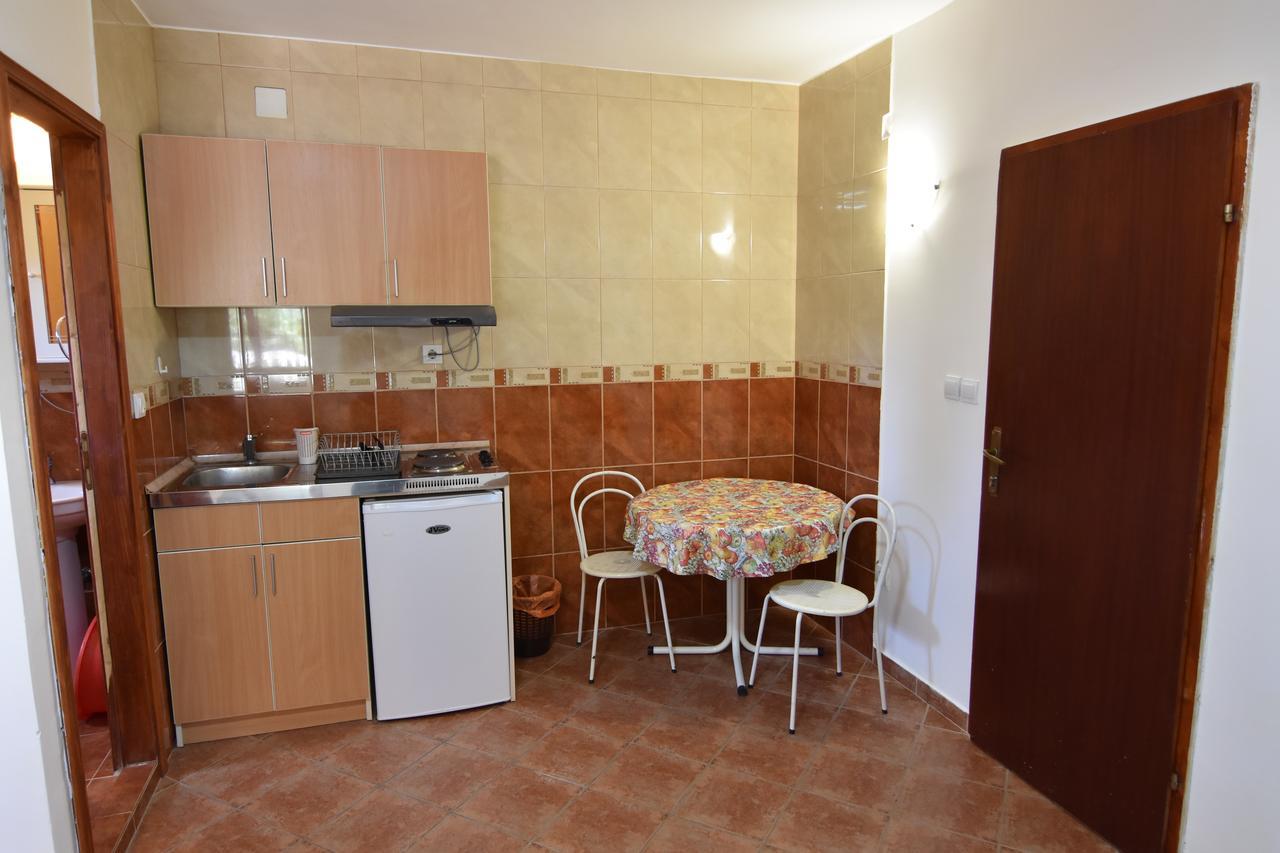 Vuko I Magdalena Midzor Apartment Petrovac Exterior photo